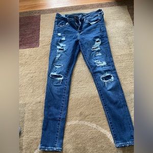 Women’s American Eagle next level stretch jeans size 6